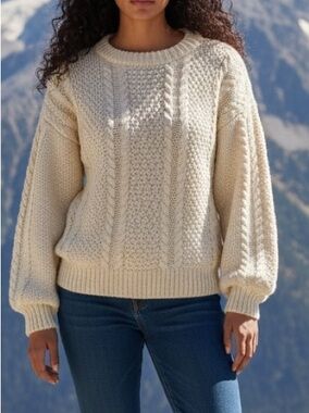 Hand Knit Wool Neutral Fisherman Coastal Cable knit Pull Over Sweater Size M